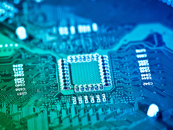 Which small batch PCB manufacturers have shorter production cycles?